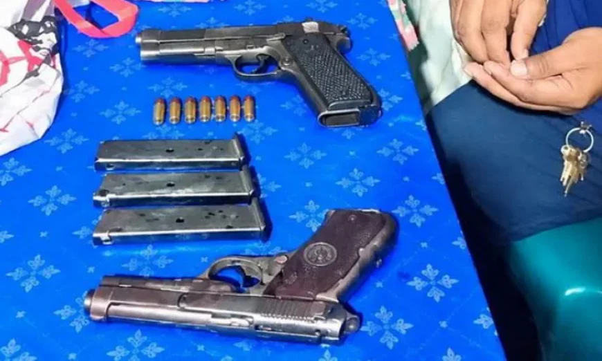 Woman arrested with two pistols and ammunition in Bagha