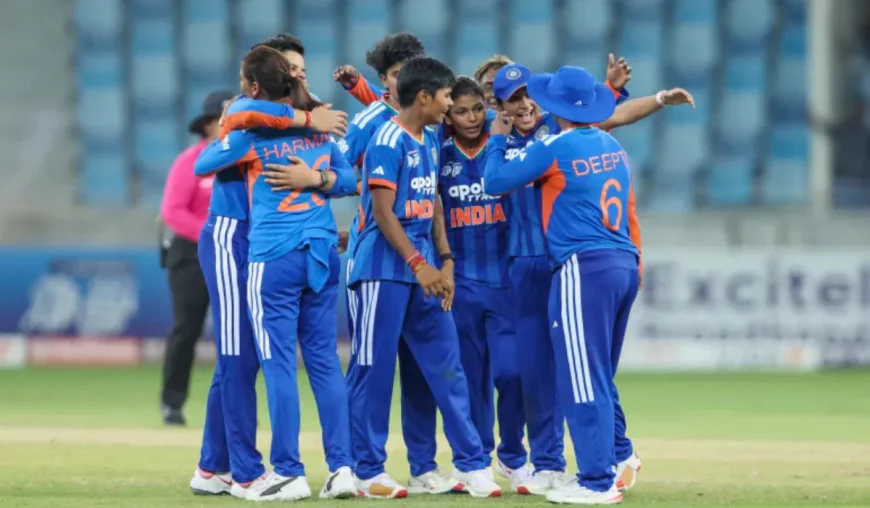 India players refuse to accept Asia Cup trophy from top Pakistan official