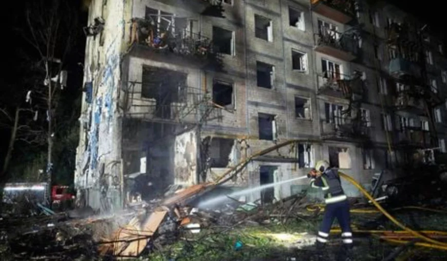 Russian attacks injure more than a dozen in Kyiv: authorities