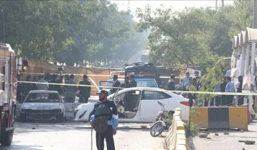 Blast at historic Pakistan police HQ kills 8: officials