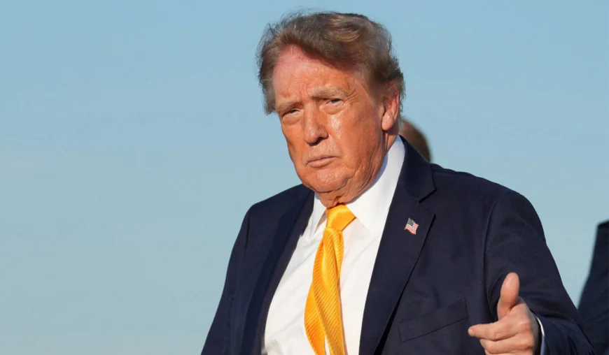 Trump cuts weekend short, returns to White House