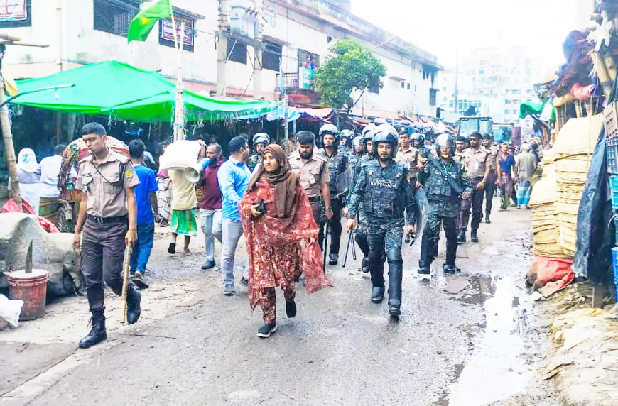DNCC conducts drive to clear roads, footpaths in Dhaka