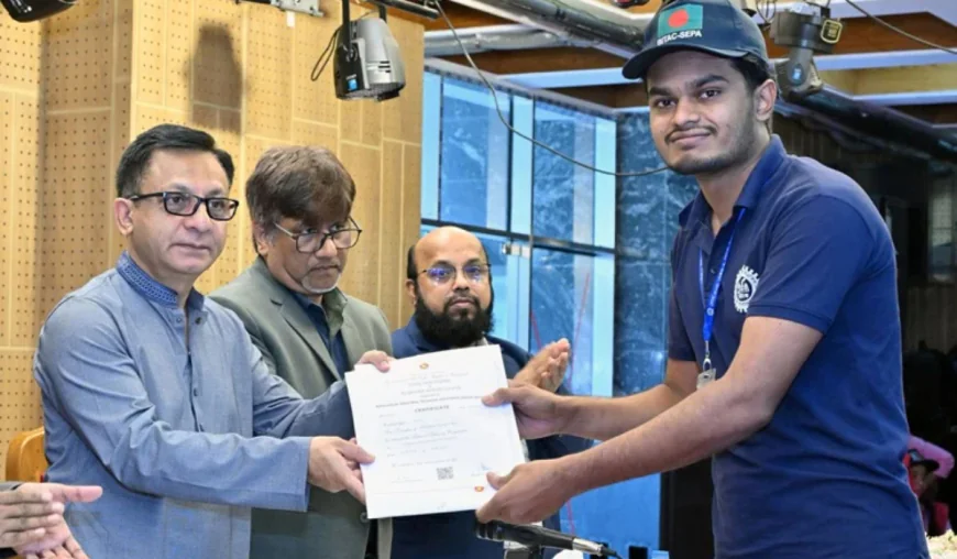 Muktadir stresses skilled workforce for labour-intensive industries