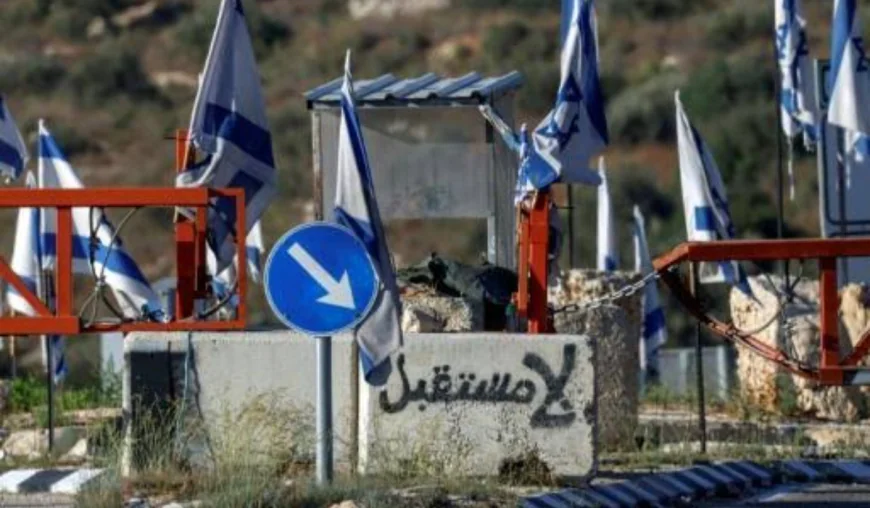 Settler attack on West Bank village injures Israeli forces and draws rare rebuke