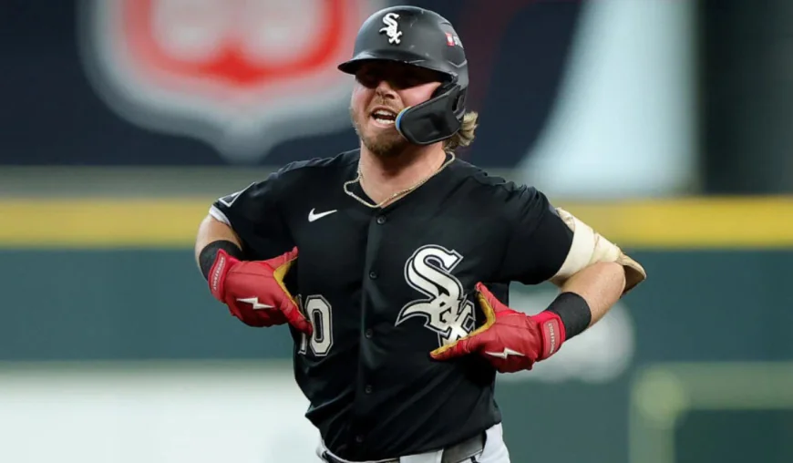Meidroth powers White Sox past Phillies in MLB playoffs