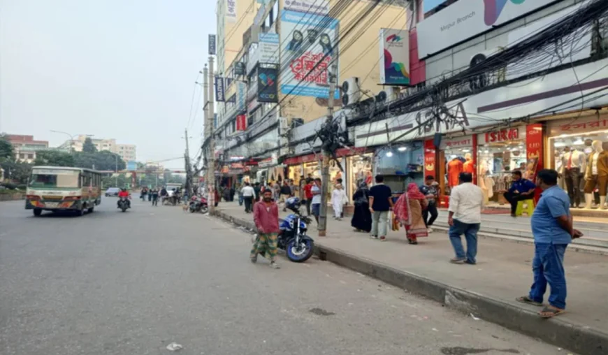 Mirpur footpaths reclaimed, easing pedestrian movement