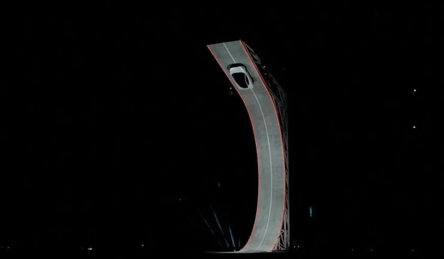 Elon Musk unveils Tesla’s flying car concept
