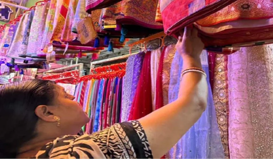 Festive attire adds charm to Sharadiya Durga celebrations