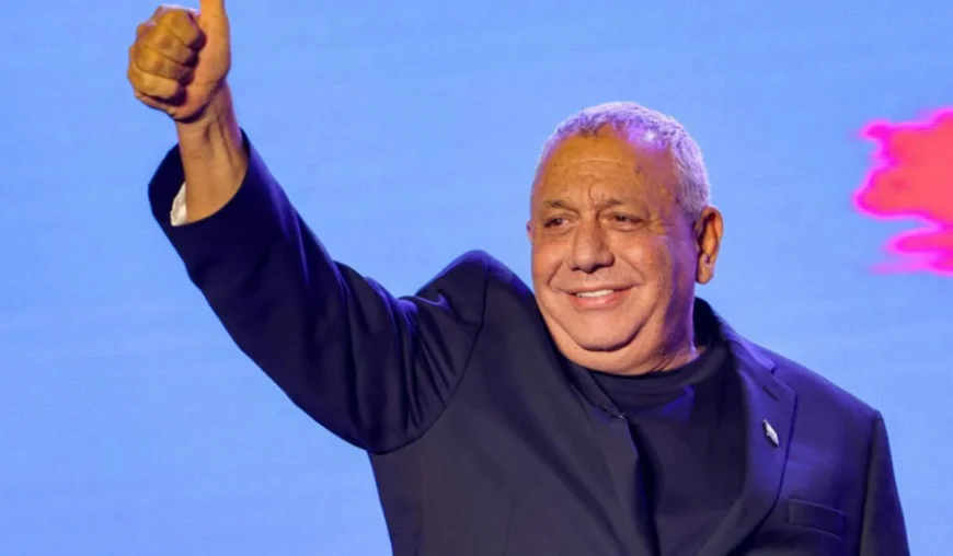 Eisenkot makes quiet appeal to unseat Netanyahu in Israel