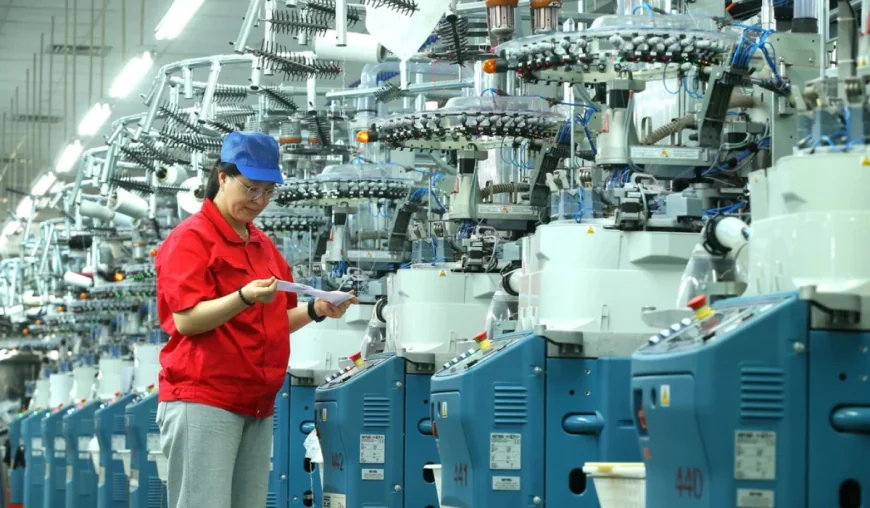 China's factory activity slips back into contraction in October